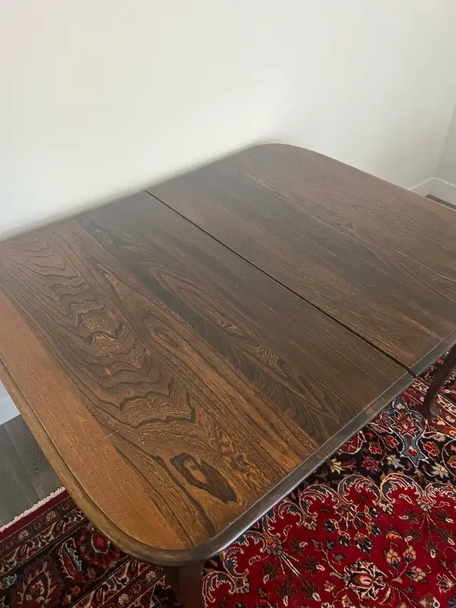 Vintage Dark Wood Dining Table in Dining Tables & Sets in City of Toronto - Image 5
