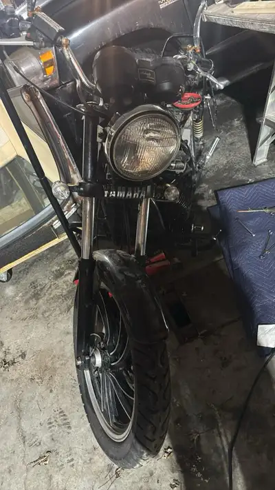 Willing to trade just don’t have time for the bike I put more money into it than 200$ have school st...