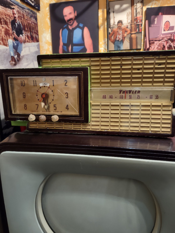 RADIOS ANCIENNES vintages dans Téléviseurs  à Ville de Montréal - Image 4