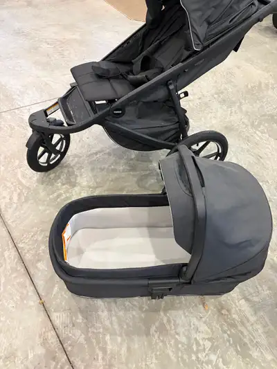 Thule baby stroller with basket in immaculate condition. Always stored indoors. If the ad is availab...
