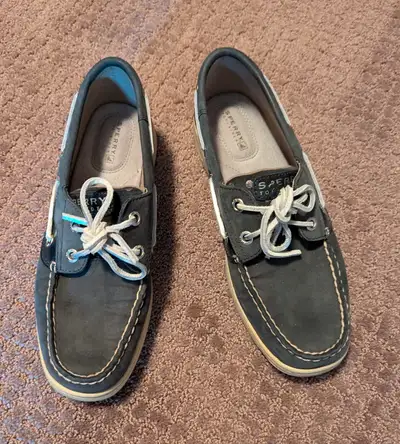 Women's Sperry Topsiders Size 7 1/2 Worn twice