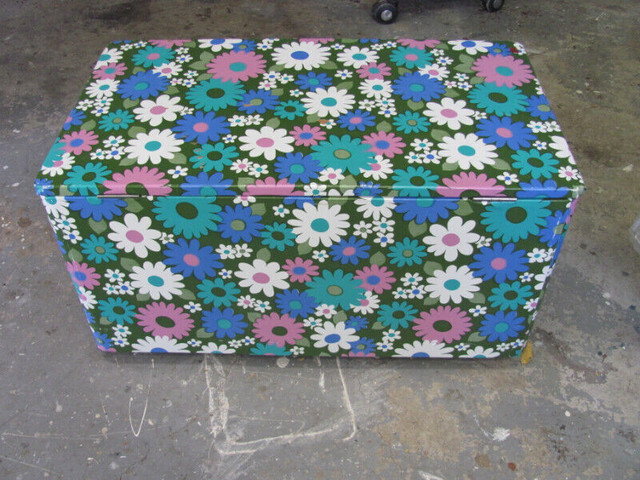 CRAZY DAISY CHEST BOX ON WHEELS 1960's - 1970's in Storage & Organization in Calgary