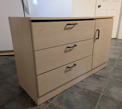 Bureau pour chambre à coucher, View more