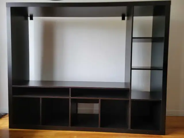 Meuble télé  in TV Tables & Entertainment Units in Longueuil / South Shore - Image 2