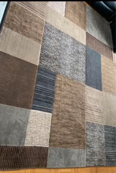Rug for sale, size (7.5ft x 10.5ft), View more