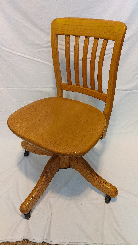 Wooden Swivel Desk Chair in Chairs & Recliners in Victoria - Image 2