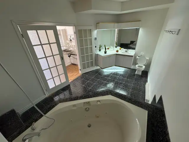 Loft 400 pieds carrés in Long Term Rentals in Shawinigan - Image 9