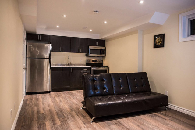 Newly Renovated Private 2 Bedrooms Basement Apartment For Rent in Room Rentals & Roommates in Markham / York Region