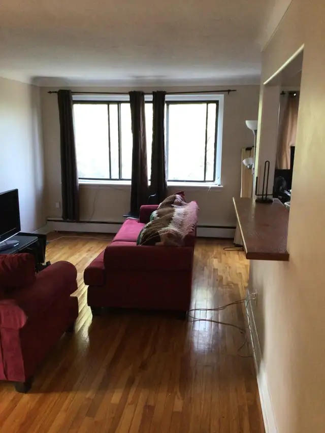 Room Near Carleton U, Algonquin College and The Civic Campus in Room Rentals & Roommates in Ottawa - Image 5