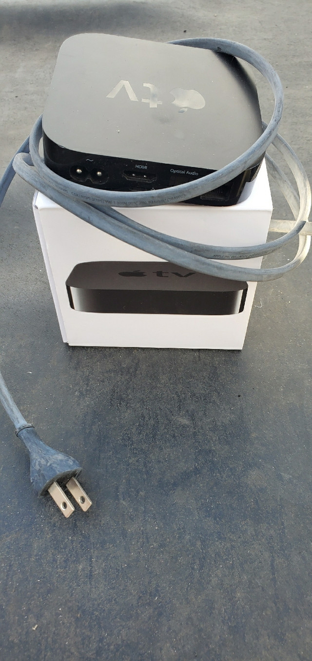 Apple TV 2 - Jail broken  in General Electronics in Edmonton - Image 2