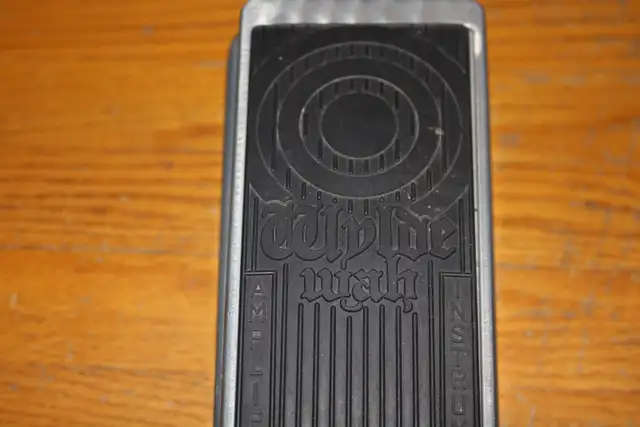 Jim Dunlop ZW45 Zakk Wylde Signature CryBaby Wah Effects Pedal in Amps & Pedals in Oshawa / Durham Region - Image 5
