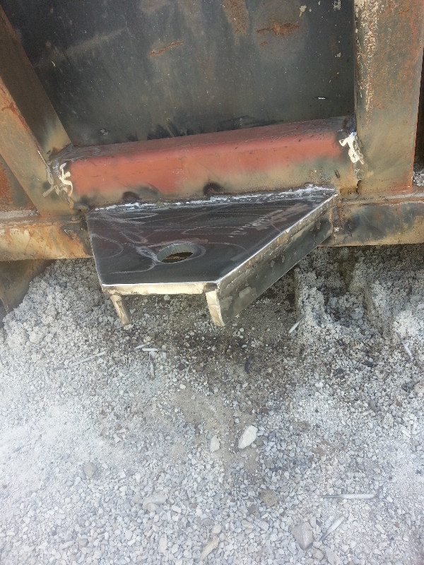 Truck Box welding, Truck gate welding, Truck ramp, bracket weld Heavy