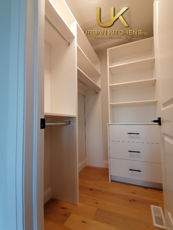 Custom Closet Organizers & Pantries Dressers & Wardrobes Kitchener