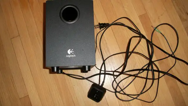 ** Audiodek, Logitek, Bluetooth Hands Free &Speakers **