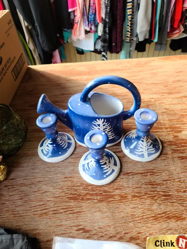 4 PC CERAMIC FLOWER POT AND CANDLESTICK HOLDER63735876721409120