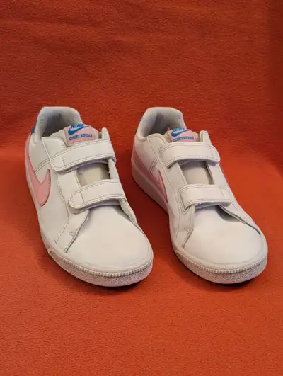 Girls velcroid runners - size 3Y, View more
