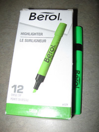 New Box of 12 Green Berol Chisel Tip Highlighters