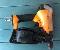 BOSTICH ROOFING NAILER