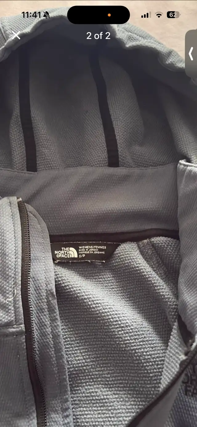 North Face Jacket in Women's - Tops & Outerwear in Oakville / Halton Region - Image 3