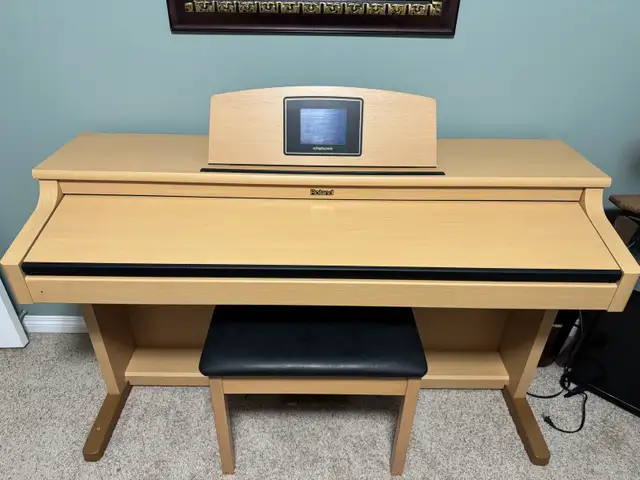 Roland HPi-5 Digital Piano in Pianos & Keyboards in St. Albert - Image 5
