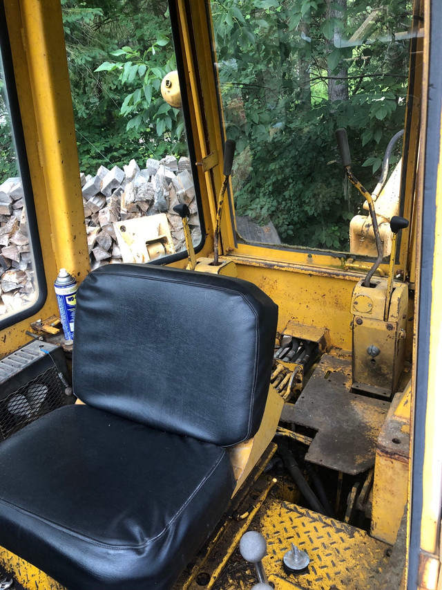 3500 series a international runs and drives in Heavy Equipment in Renfrew - Image 4