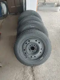 4 tires and rims 205/60R16