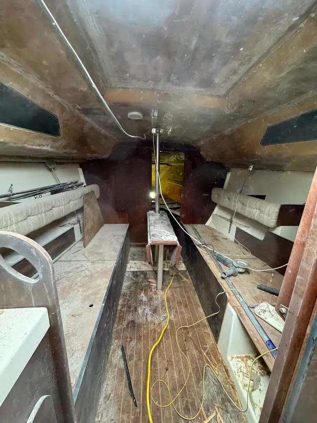Mobile Fiberglass Repair Services63234677933571124