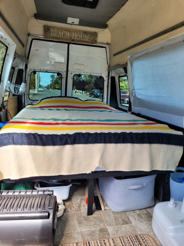 Ford van, camper van RVs & Motorhomes Parksville / Qualicum Beach