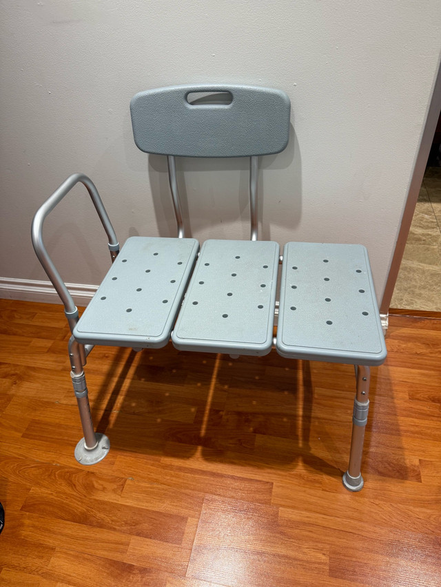 Adjustable Bath/Shower Chair with Backrest in Health & Special Needs in City of Toronto