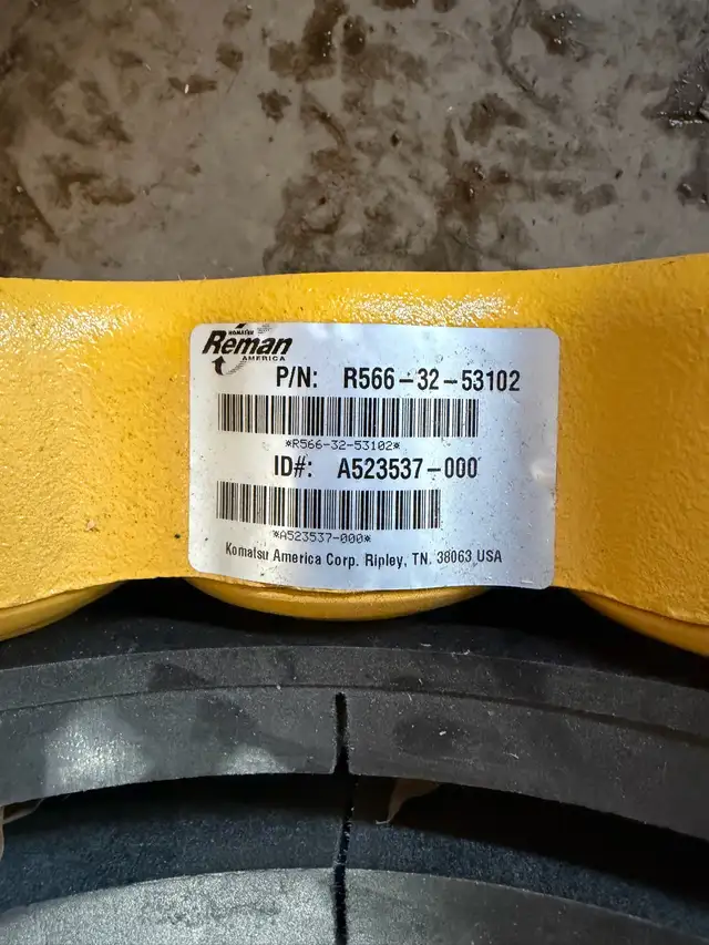 KOMATSU DISC BRAKE CALIPER in Heavy Equipment Parts & Accessories in Moncton - Image 4