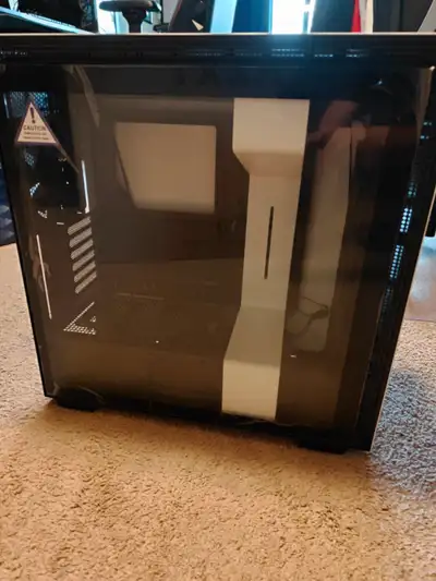 *NEW* NZXT PC Mid Tower Case, View more