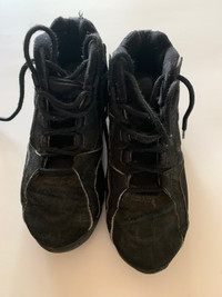 Women’s Nike Air Flexile running shoes Size 8 black on black