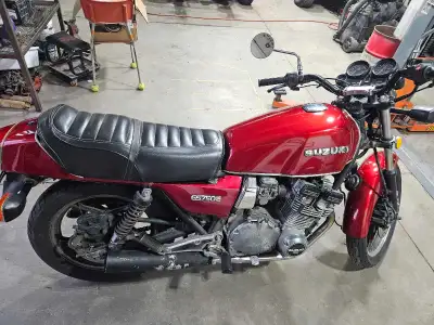 Great bike , 1982 suzuki gs750e , its really good shape . Does need a couple things like a side cove...
