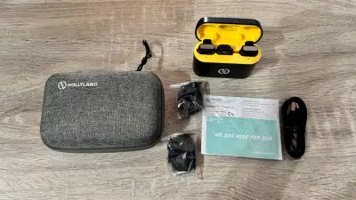 Hollyland Lark C1 Wireless Lavalier Microphone for iPhone, View more