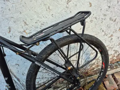 Axiom bicycle cargo rack (disc rotor mount), View more