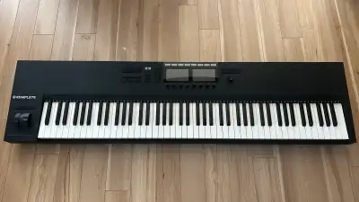 Clavier Komplete Kontrol S88 MJ2, View more