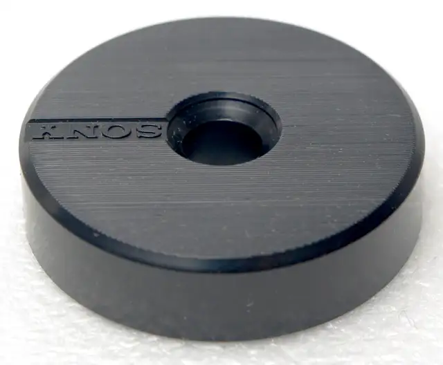Vintage Original Sony Turntable 45 RPM Adapter in Stereo Systems & Home Theatre in Edmonton - Image 3
