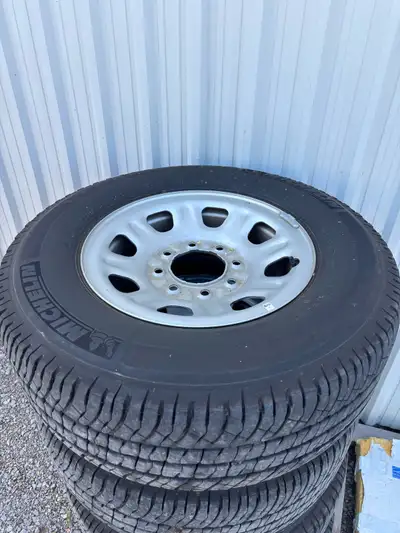 8x180 bolt pattern. 275/70R18 Came off a 2025 GMC sierra 2500. Tires and rims were only on the truck...