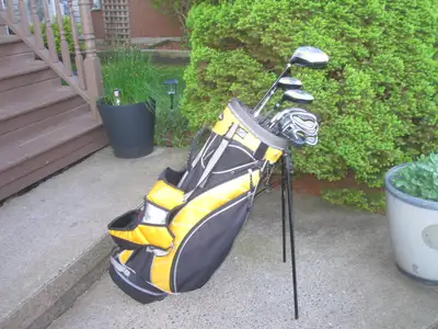 Men's Left Hand 10-pc. Golf Set (Alien Golf) with Golf Stand Bag, View more