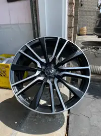 Infiniti Q60S / Q50S Oem 19 inch wheels for sale / trade!!