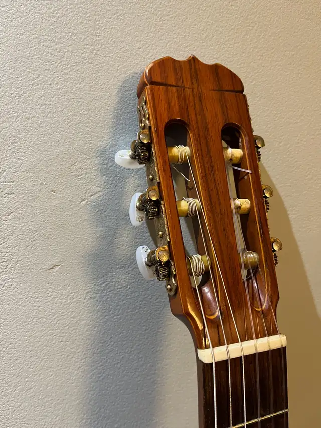 Guitare vintage Takamine EC132S in Guitars in City of Montréal - Image 5