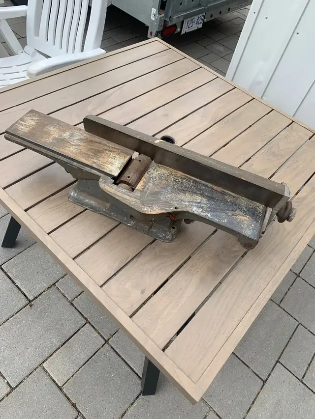 4” Jointer for Wood Handyman Special in Power Tools in Kawartha Lakes - Image 4