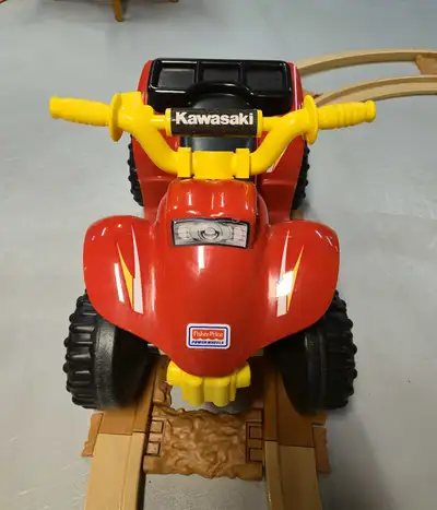 Power Wheels Kawasaki with track in original box, View more