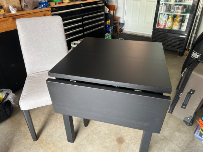 Table et chaise Mobilier de salle à manger et cuisine Ville de Québec Kijiji