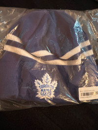 Maple leafs x OvO beanie