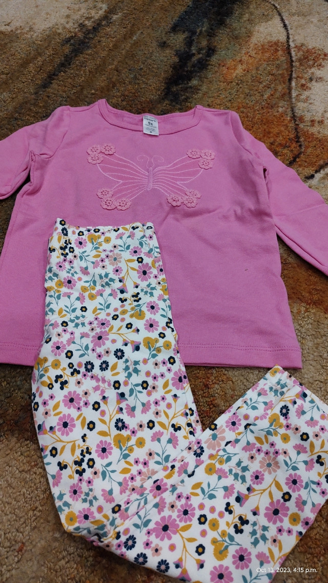  5Y Set pants and blouse  in Clothing - 5T in Oakville / Halton Region - Image 2