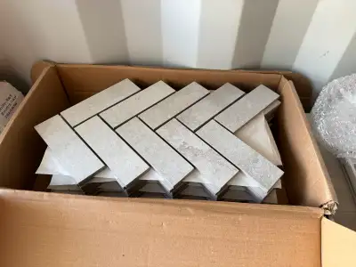 4 boxes 40 pcs total Sandman Hotel West Contact Site Superintendent Cody Burney; (236) 457-2111