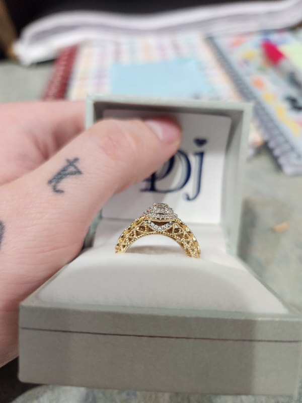 Engagement and wedding rings. Jewellery & Watches Belleville Kijiji