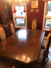 Sold Oak Dining Room suite.