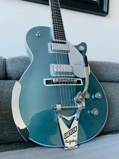 Gretsch G6134T-140 LTD 140th Double Platinum Penguin 2023, View more
